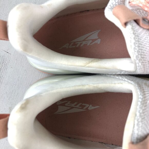 Altra Women's Size 9.5 Hiit XT Mid White Custom Knit Athletic Shoes AFW1976A-1 - Picture 12 of 14